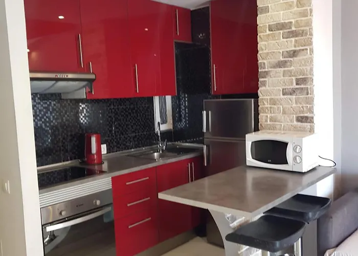 Torres De Yomely Americas * Playa de las Américas