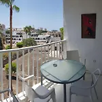 Torres De Yomely Americas * Playa de las Americas (Tenerife)