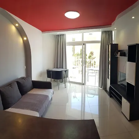 Torres De Yomely Americas